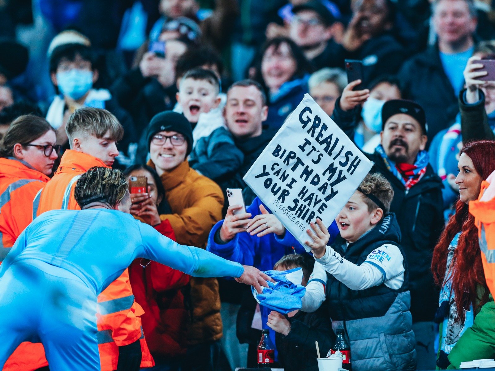 但同时也导 但同时也导